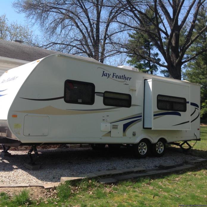 24T JAYCO FEATHER