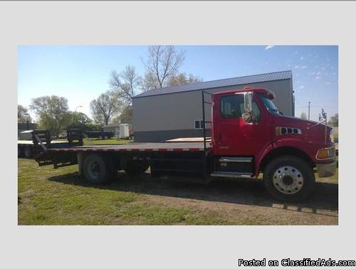 2002 Sterling M7500 with Flatbed