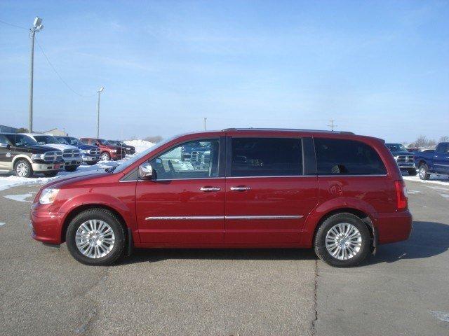 2014 Chrysler Town & Country