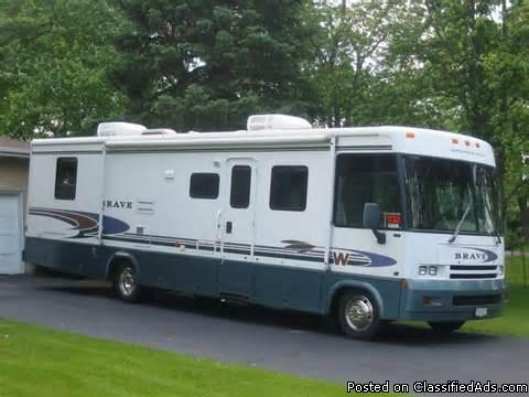 2001 WINNEBAGO BRAVE 35C