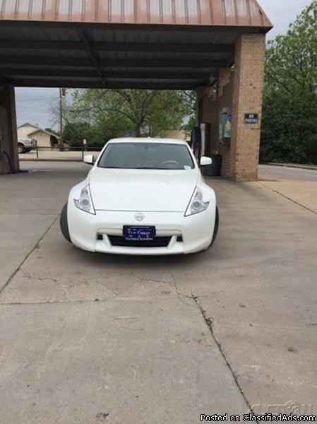 2012 Nissan 370Z For Sale in Florence, Texas  76527